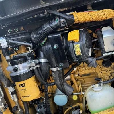 Obsługa materiałów Stara mini koparka Koparka Cat302 Maszyny do przenoszenia ziemi