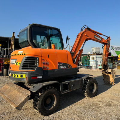 48KW używany grabarz DOOSAN Doosan DX60W Hydraulic Crawler Excavator 5550 kg