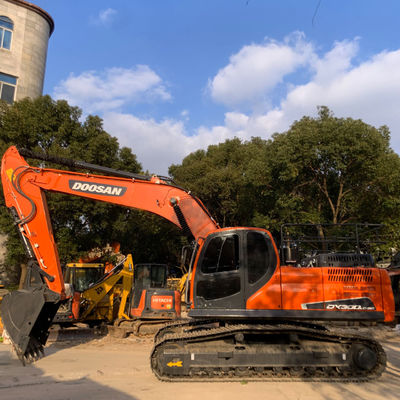 Rodzaj żeglarza używany DOOSAN DX300LC-9C Koparz Maszyny do przenoszenia ziemi 30215 kg