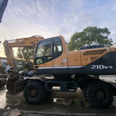 Hyundai 210W-9 Wykorzystany Excavator Kołowy Hyundai urządzenia budowlane 20560kg