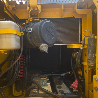 Hydrauliczne duże używane koparki Komatsu typu KOMATSU PC 130
