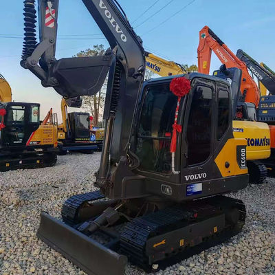 5790kg używany Volvo Koparnia VOLVO EC60 Maszyna do przemieszczania ziemi 0,3 m3 Wiadro