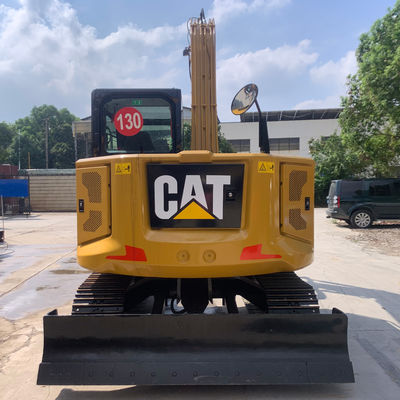 Wykorzystany grabarz typu Crawler CAT307.5 Stary grabarz gąsienicowy z wiadrem wyciągaczem