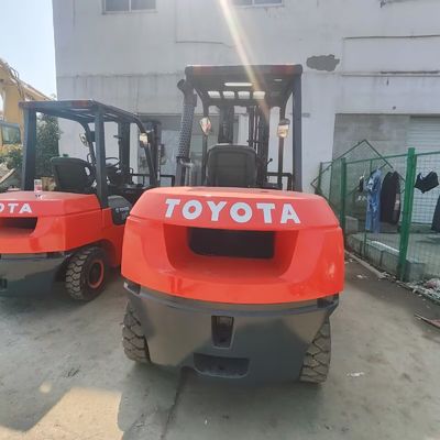 5 ton używany wózek widłowy Toyota 50 Drugi ręczny wózek widłowy o wysokości podnoszenia 3,5 m